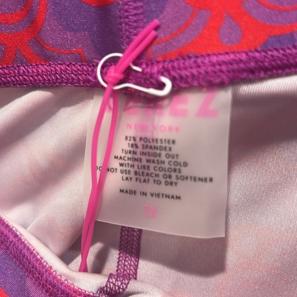 Terez Pink Floral Geo High-Shine Leggings Purple and Red Leggings plus size 1X - Picture 5 of 7